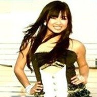 Monica Parales, 32 (Cantante pop)