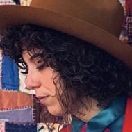 Monique Maion, 40 (Weltmusik-Sänger)