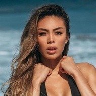 Montana Yao, 26 (Modelo)