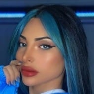 muna.toma, 27 (TikTok Star)