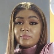 Muriel Blanche, 35 (流行歌手)