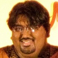 Mustafa Hassanali, 45 (Styliste modéliste)