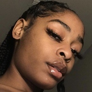 myxva, 25 (TikTok Star)