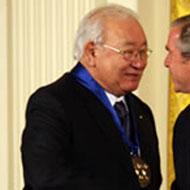 N Scott Momaday (1934 - 2024) (小說家)