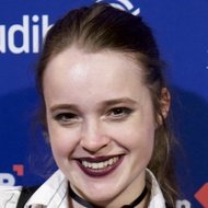 Nadia Alexander, 31 (TV Actress)