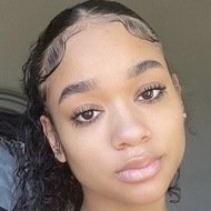 Nadia Ryann, 23 (Instagram明星)