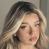 Nadiadc, 22 (TikTok Star)