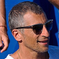 Nagui, 63 (Người dẫn chương trình game show)