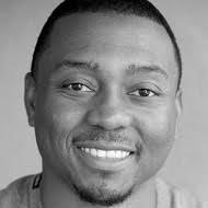 Na'im Lynn, 47 (喜剧演员)