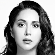 Nalu Santana, 37 (YouTube Star)