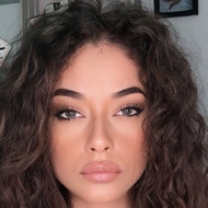 Naomi Vignoni, 25 (TikTok明星)