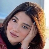 Narins Beauty, 23 (YouTube Star)