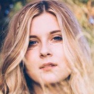 Natalia Panzarella, 27 (Chanteuse pop)
