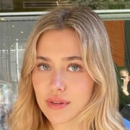 Natalia Spotts, 29 (Estrella de TikTok)