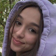 Natalie Esposito, 22 (TikTok明星)