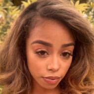 Natalie Orfilia, 26 (R＆B歌手)