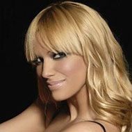 Natasa Bekvalac, 43 (流行歌手)