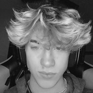 Nate Crosiar, 21 (Estrella de TikTok)