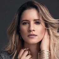 Nathalie Hazim, 34 (世界音乐歌手)