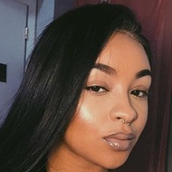 Nay Mechelle, 26 (Instagram Star)