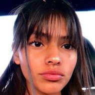 Naylea Valentina, 21 (Star di YouTube)