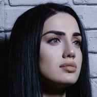 Naz Dej, 29 (世界音乐歌手)