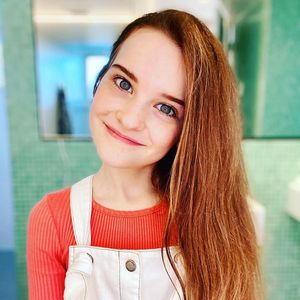Naz Norris, 13 (YouTube Star)