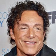 Neal Schon, 70 (吉他手)