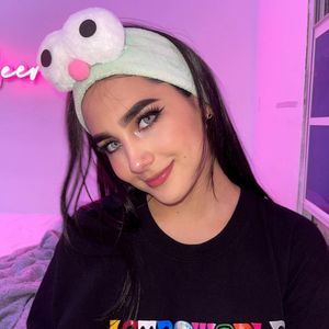 neembihu, 23 (TikTok Star)