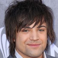 Neil Perry, 33 (鼓手)