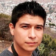 Neks10, 32 (YouTube Star)