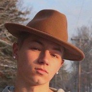 Nella Lyrehc, 27 (Instagram Star)