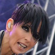 Nena, 63 (流行歌手)