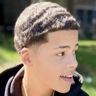 ney_finesse, 22 (Instagram Star)