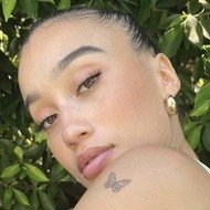Nezza, 30 (Instagram Star)