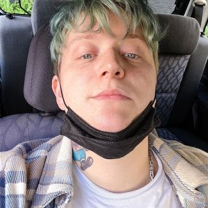 Niacavaon, 33 (YouTube明星)