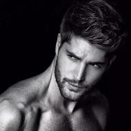 Nick Bateman, 37 (Instagram Star)