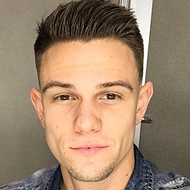 Nick Hagelin, 35 (Popsänger)