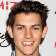 Nick Hissom, 31 (Cantor Pop)
