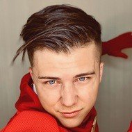 Nick Ray, 24 (TikTok明星)