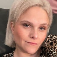 Nicola, 39 (YouTube明星)