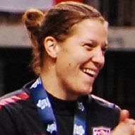 Nicole Barnhart, 42 (足球運動員)