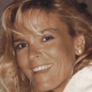 Nicole Brown Simpson (1959 - 1994) (Член семьи)