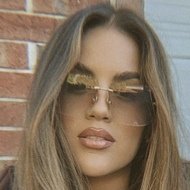 Nicole Guerriero, 37 (YouTube明星)