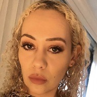 Nicole Rogers, 33 (Instagram Star)