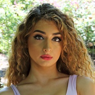 Nicole Sauls, 27 (YouTube Star)