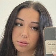 Nicolette Waltzer, 28 (Instagram Star)