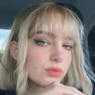 Nieke, 24 (TikTok Star)