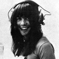 Nigel Olsson, 76 (Baterista)