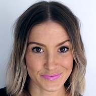 Niki Pilkington, 38 (Illustrator)